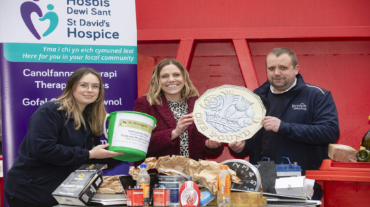 Bryson Recycling   launch their Recycling Rewards Campaign;    Pictured Michaella Brannan from St Kentigerns hospice and Margaret Hollings from St Davids Hospice with Gareth Walsh; General Manager at Bryson Recycling .    Picture Mandy Jones